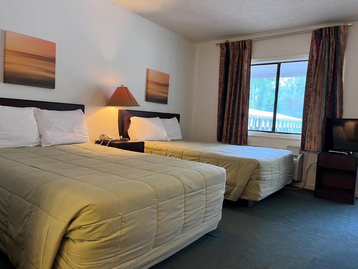 Windtree Inn Grove Hill Экстерьер фото