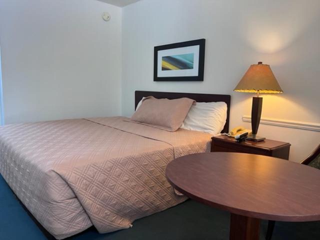 Windtree Inn Grove Hill Экстерьер фото